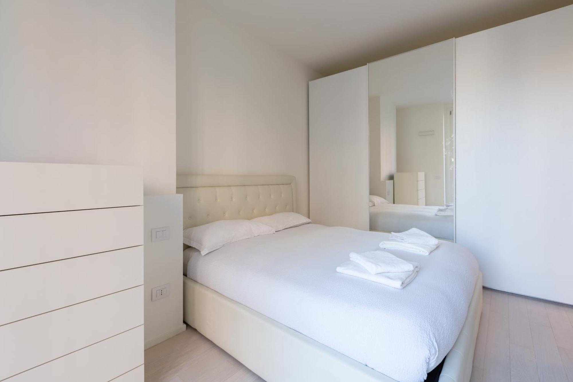 Bullona Elegant Apartment Милано Екстериор снимка